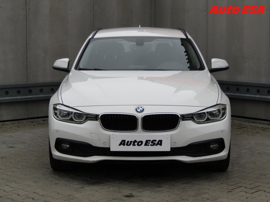 BMW Řada 3, 2.0 D 318 D,LED,autoAC - fotka 2