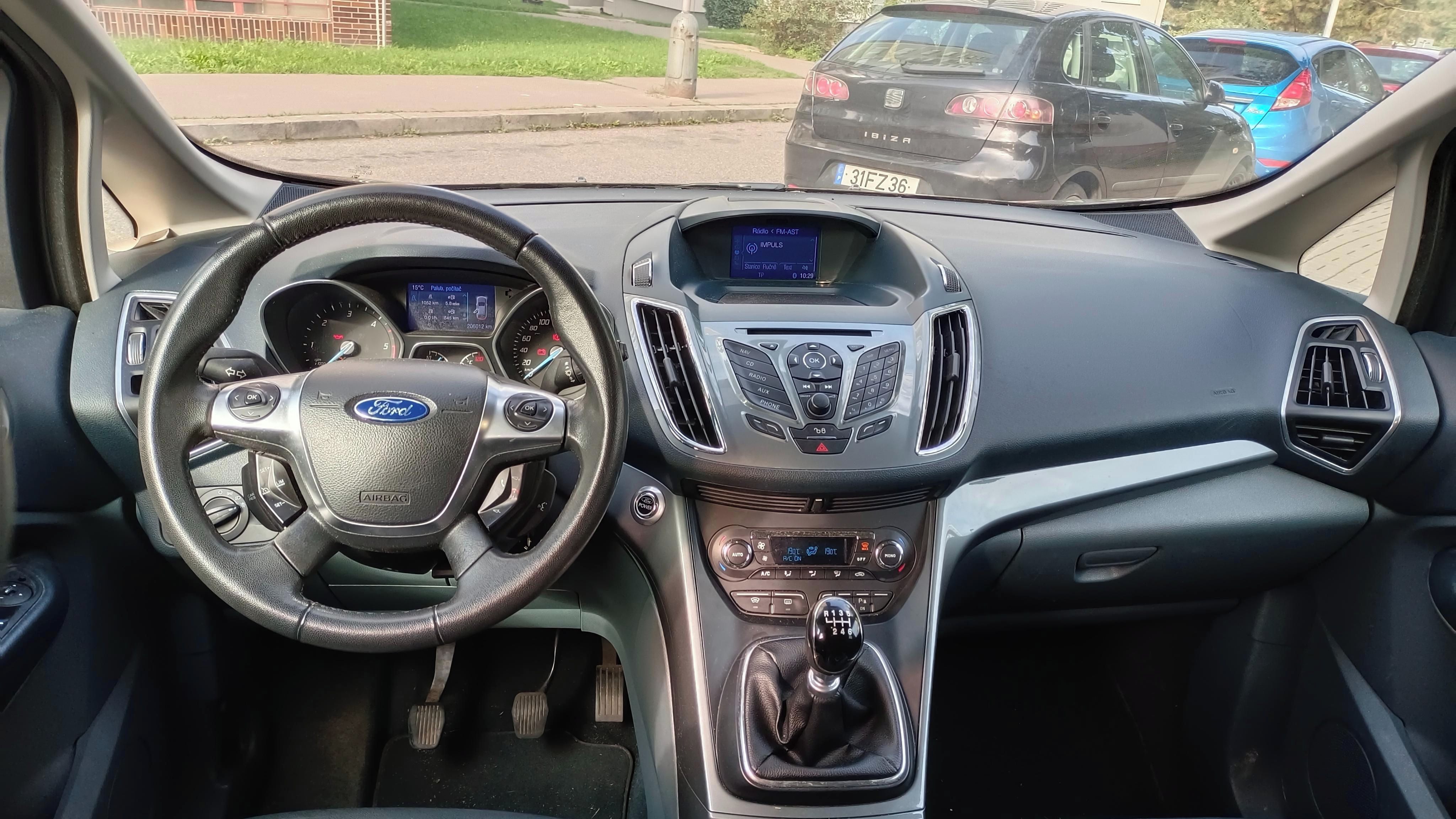 Ford Grand C-MAX - fotka 6