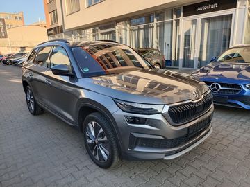TDI 110kW DSG 7-míst ALU 19''