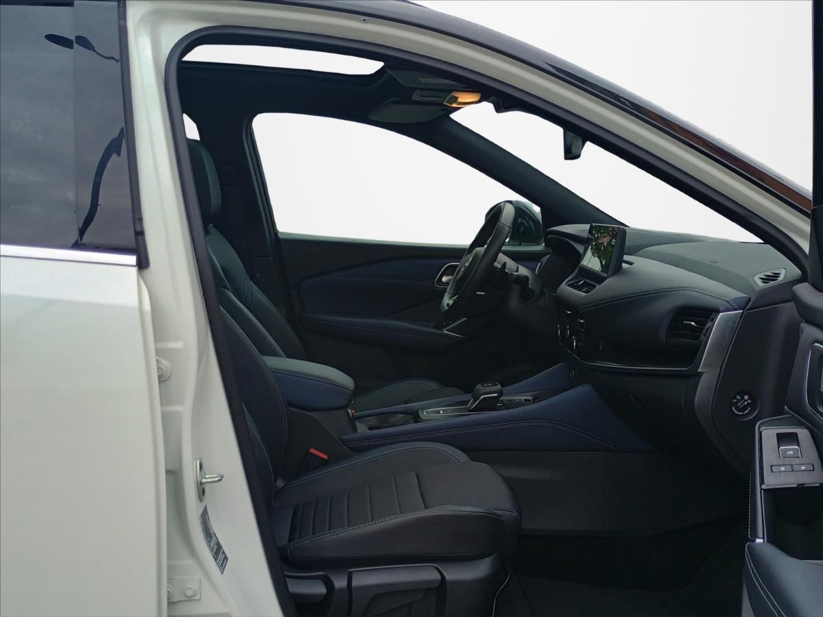 Nissan Qashqai, 1,3 DIG-T X-Tronic 2WD  TEKNA - fotka 5