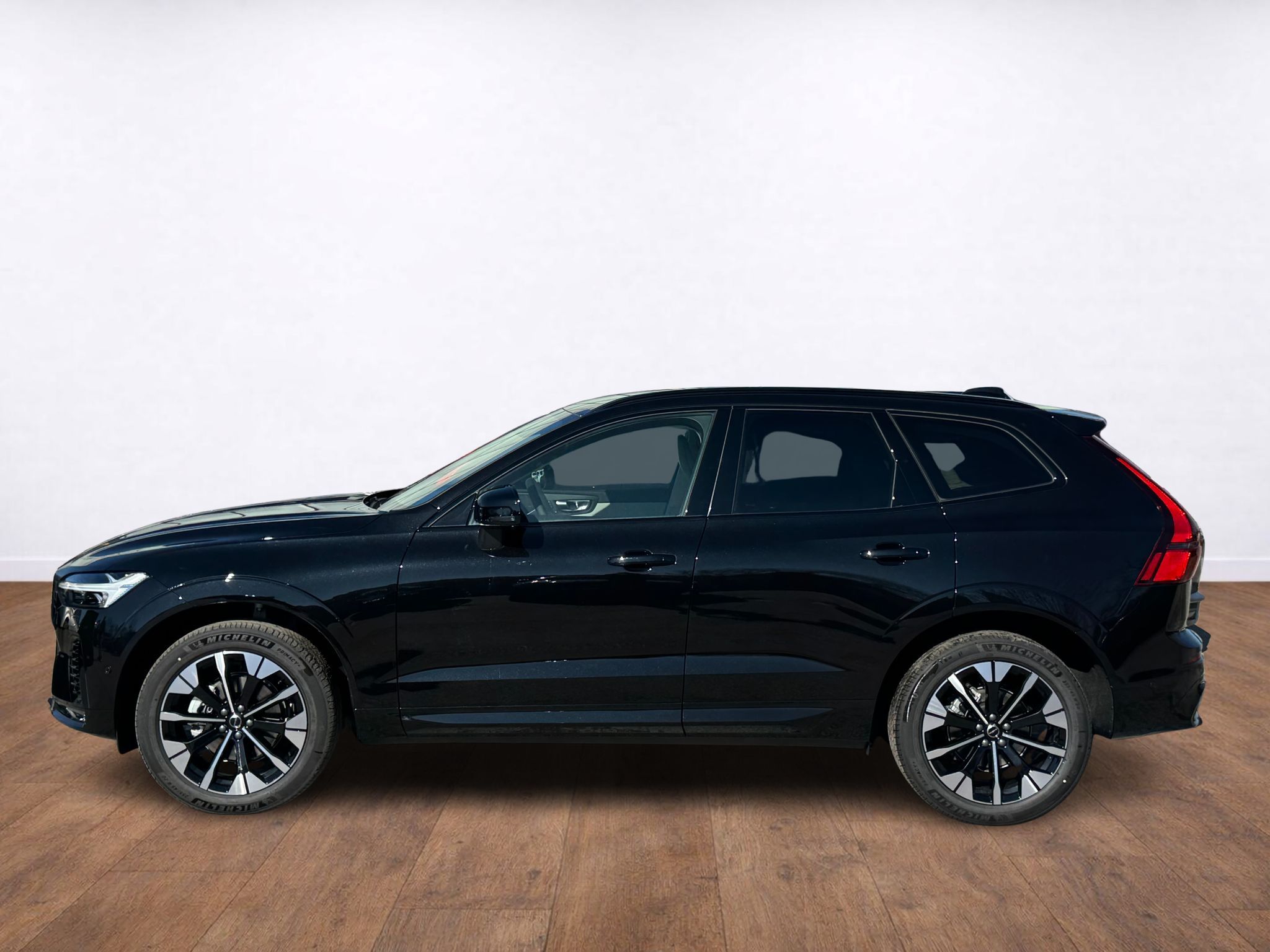 Volvo XC60, PLUS B5, 360°, Harman, Matrix - fotka 2