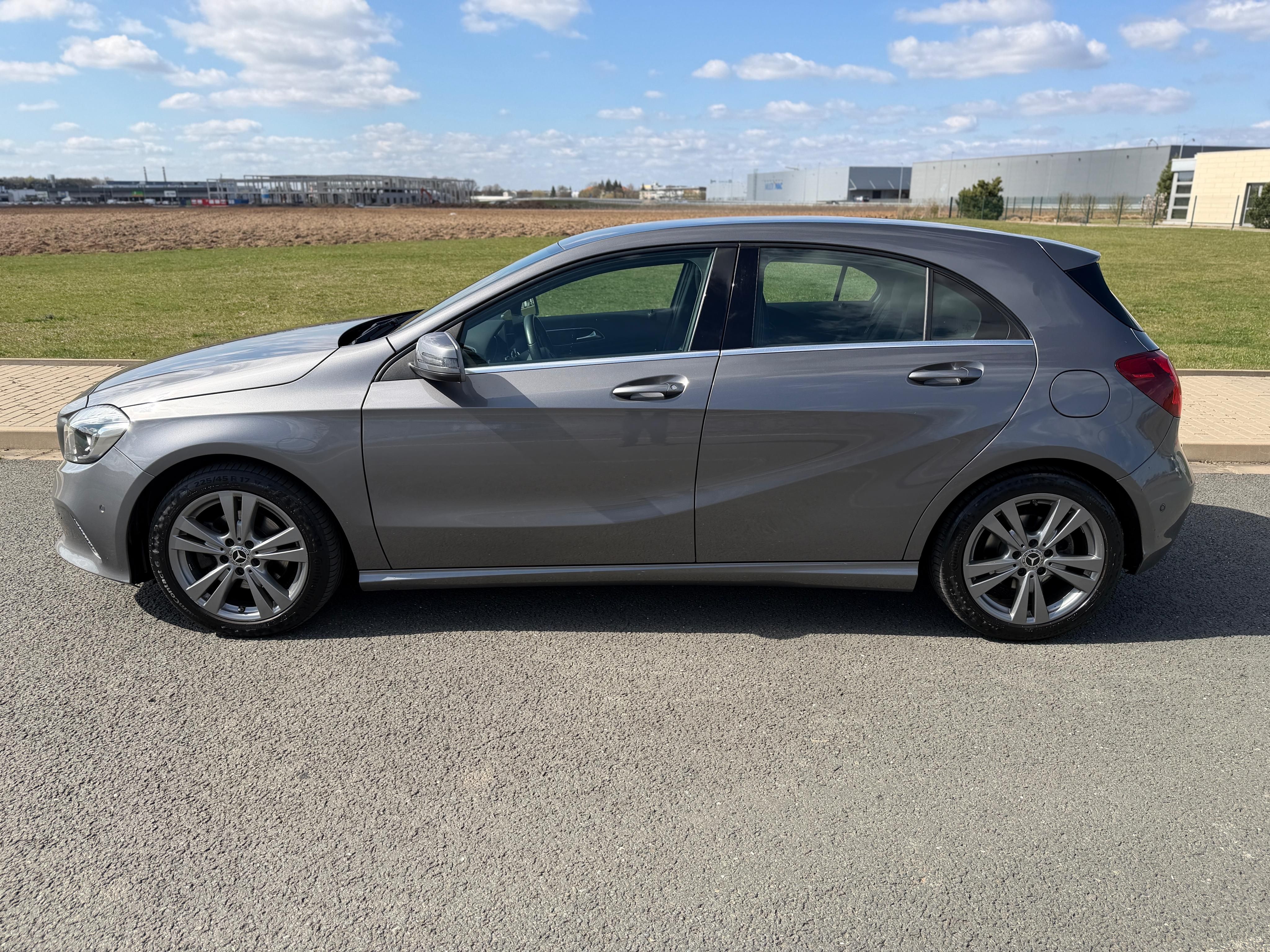 Mercedes-Benz Třídy A, 180i SPORT LED NAVI KAMERA - fotka 2