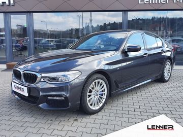 540i/250kW xDrive M paket ČR