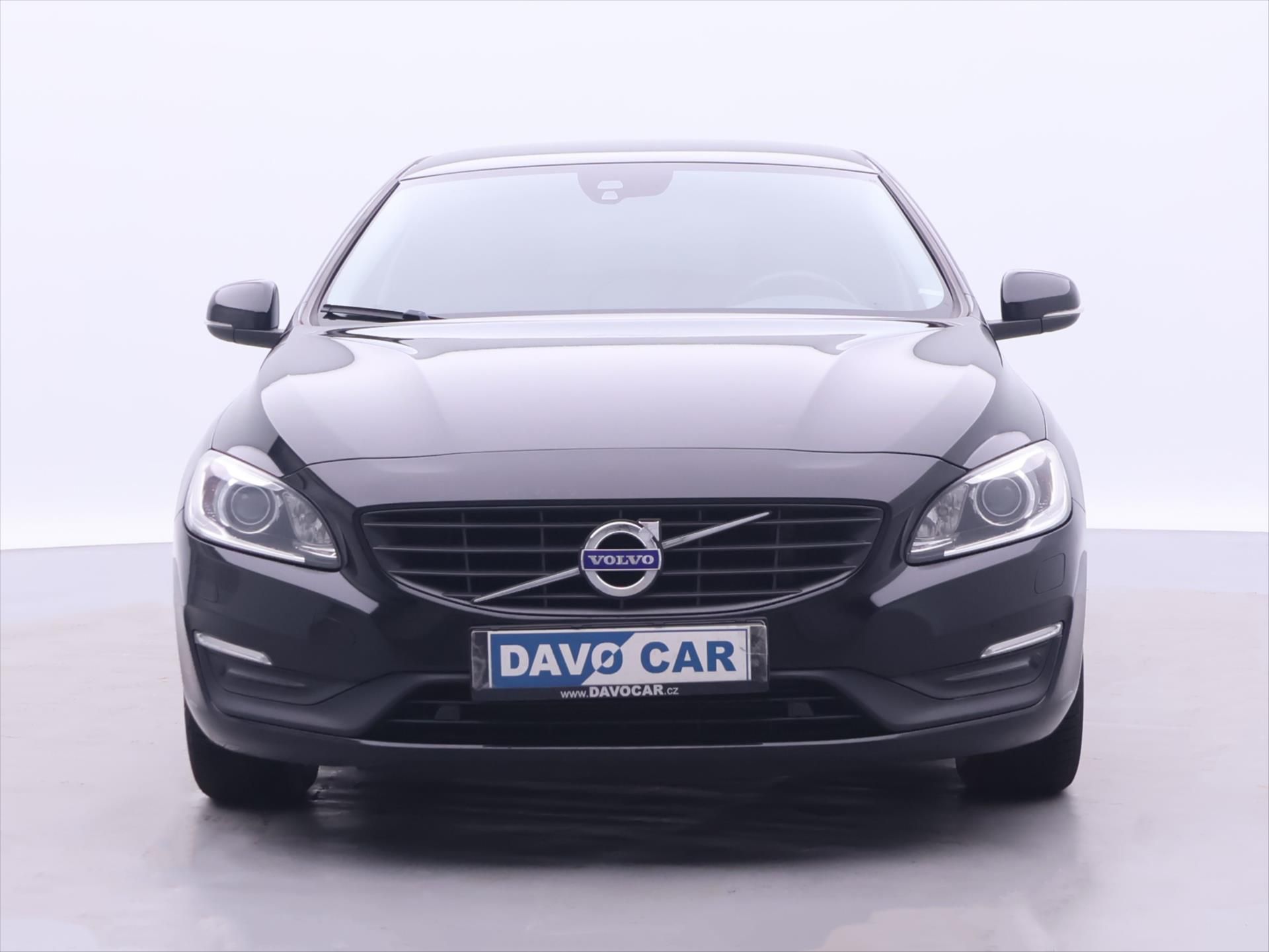 Volvo V60, 2,0 D3 110kW Momentum - fotka 2