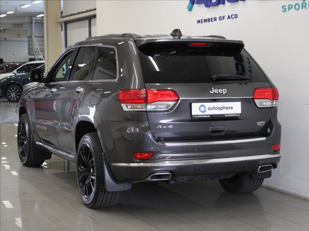 Jeep Grand Cherokee, 3,0 V6 CRD 184kW Summit 62tkm! - fotka 3