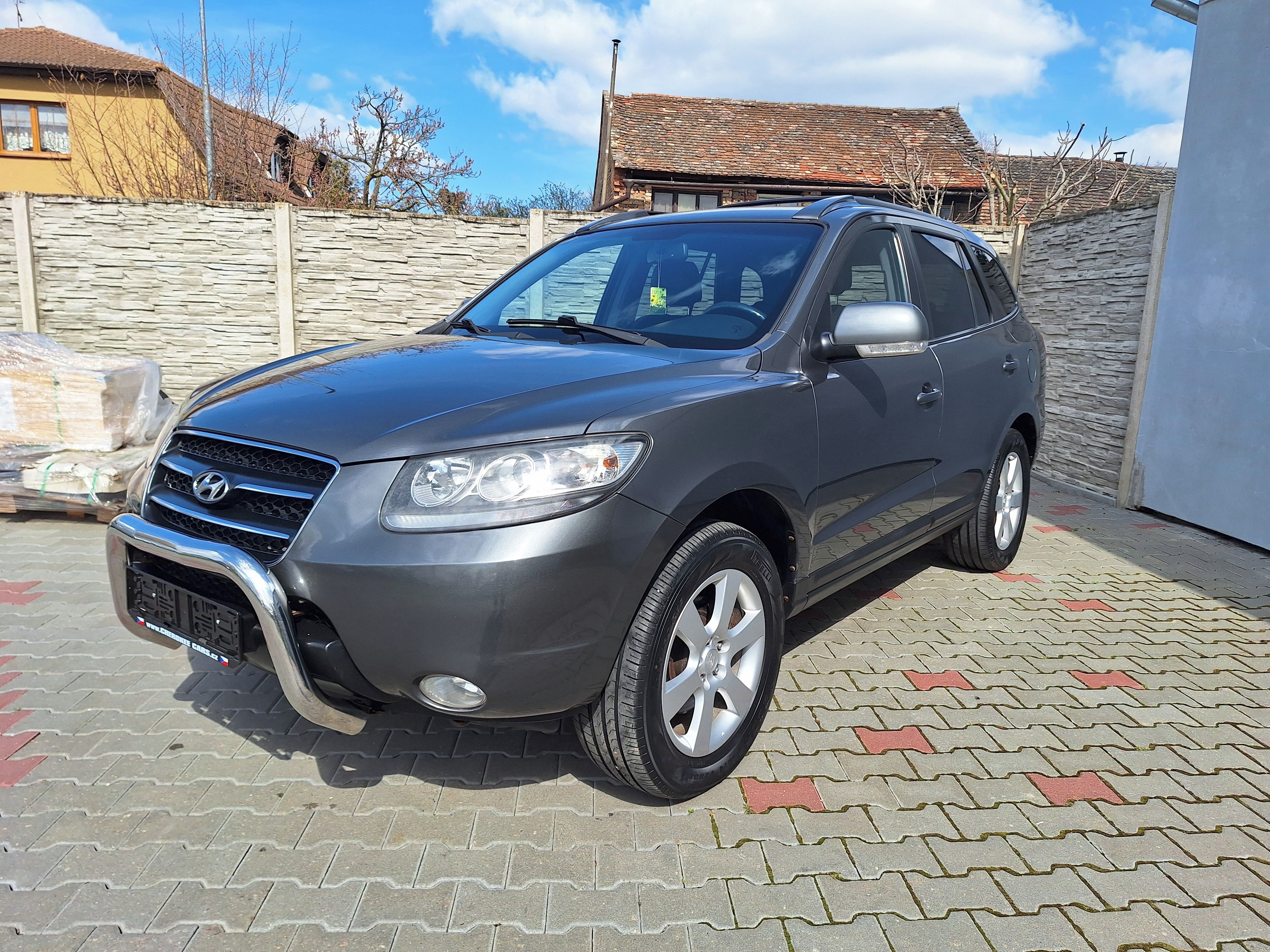 Hyundai Santa Fe, 2,2CRDi 4WD 114kW ,TZ,výhřev - fotka 2