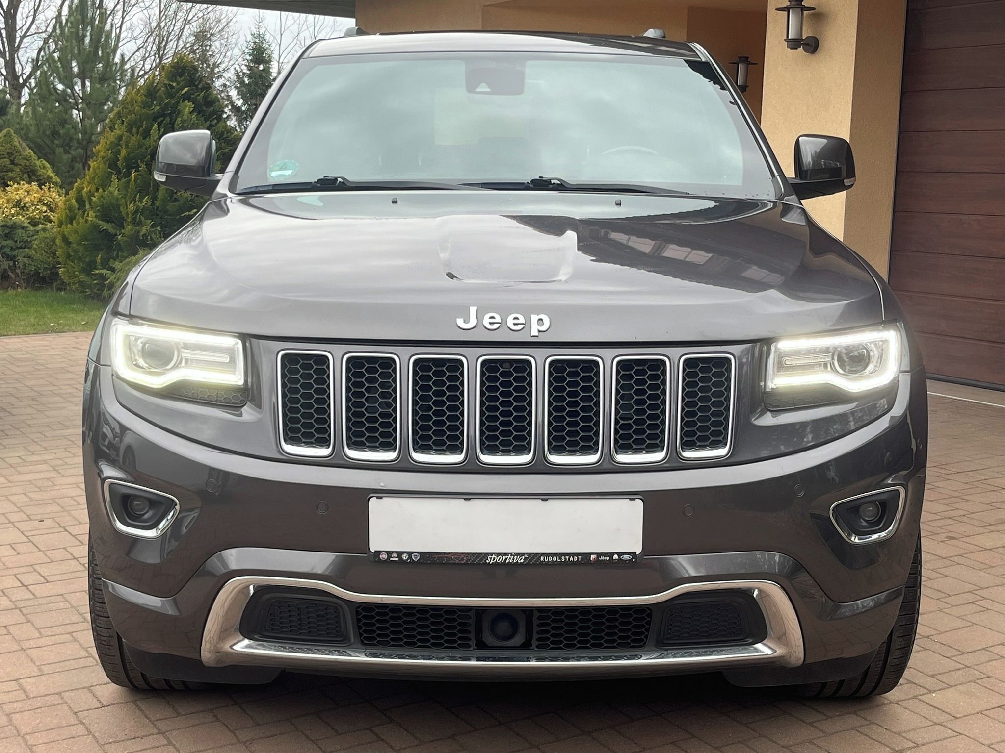 Jeep Grand Cherokee, 3.0CRD Overland Panorama Měchy - fotka 2