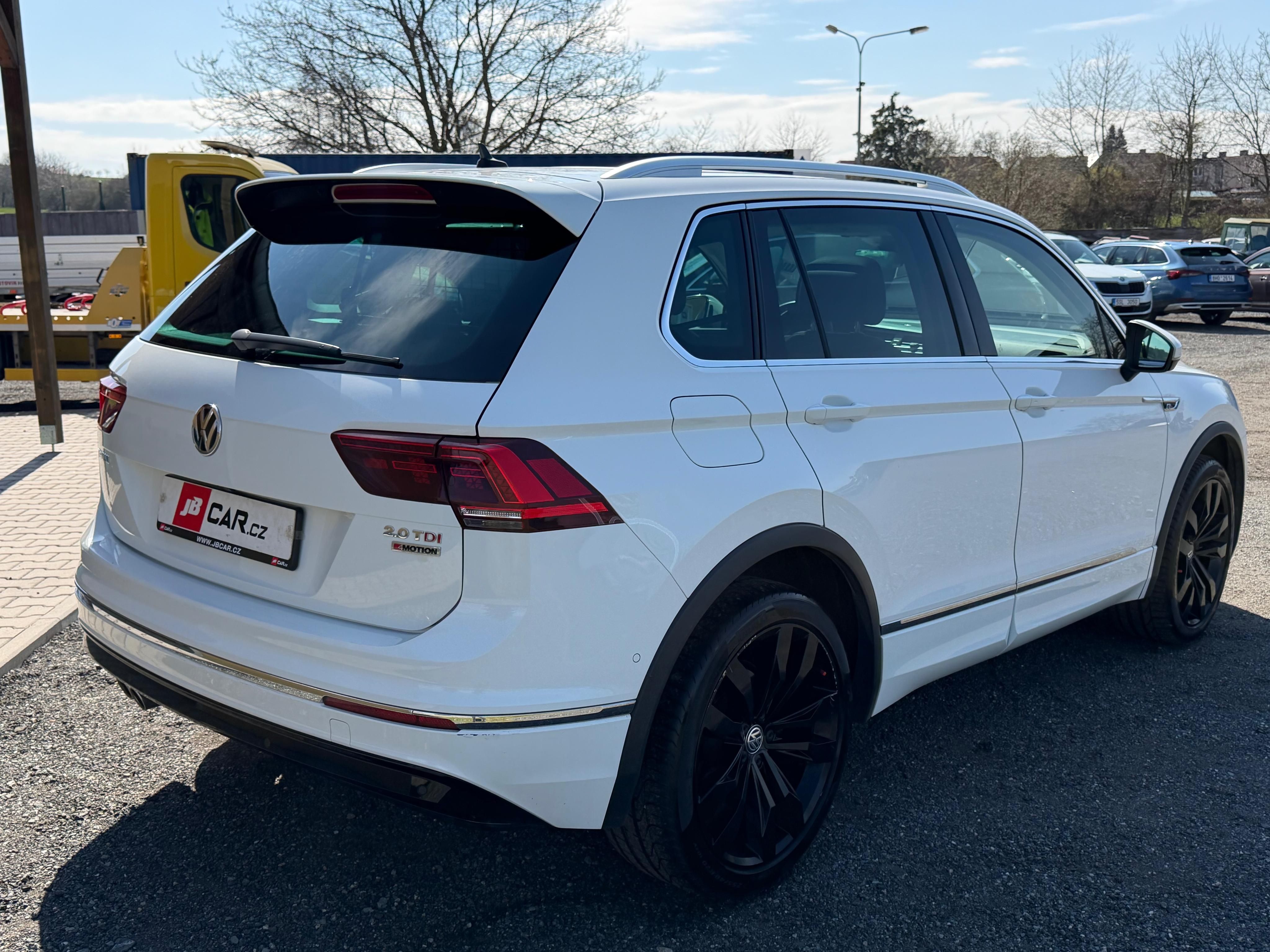 Volkswagen Tiguan, 2.0 TDI 140KW R-LINE 4X4 DPH - fotka 2