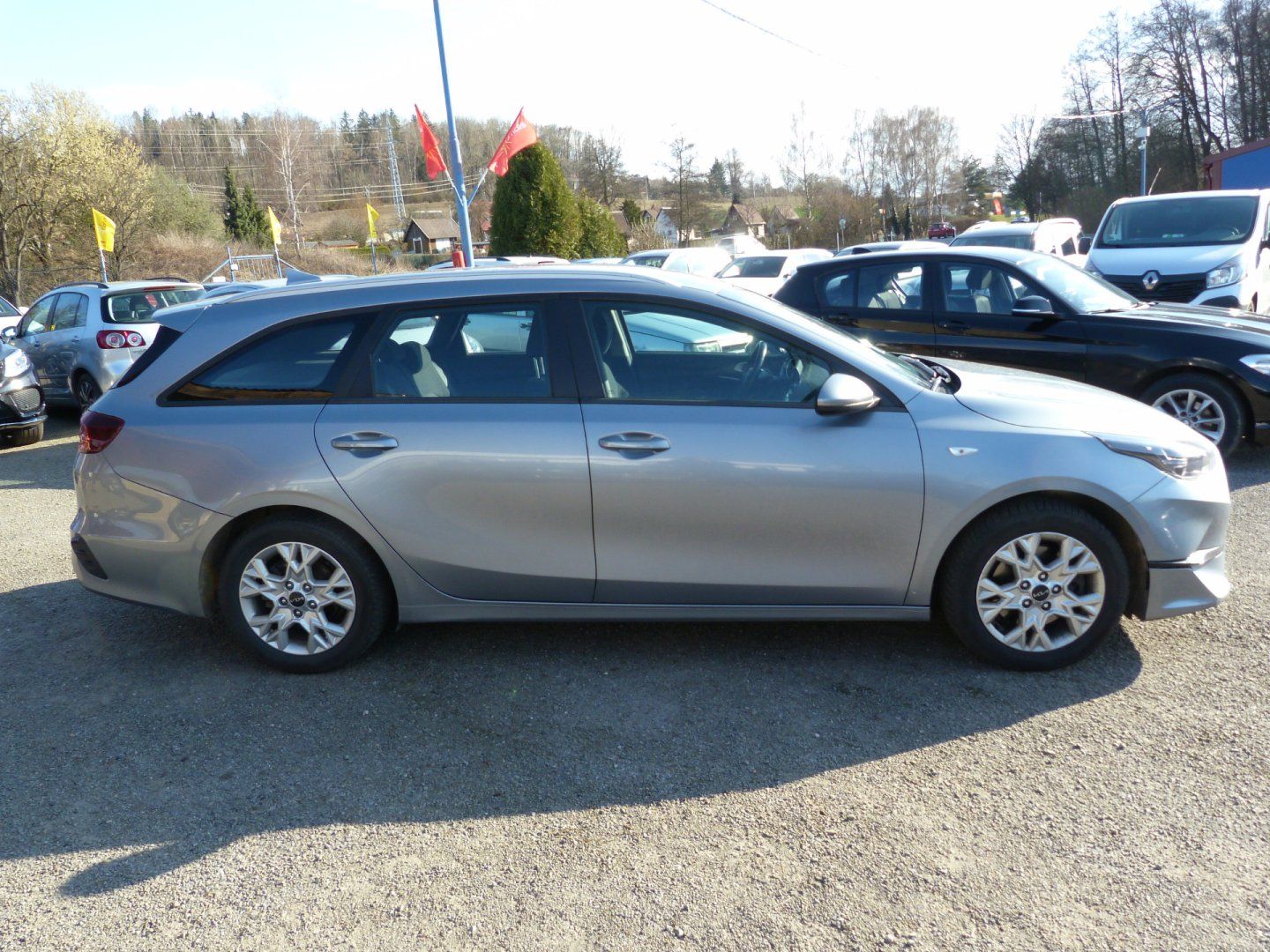 Kia Cee´d SW, 1.5 T-GDI  118 Kw DPH - fotka 5