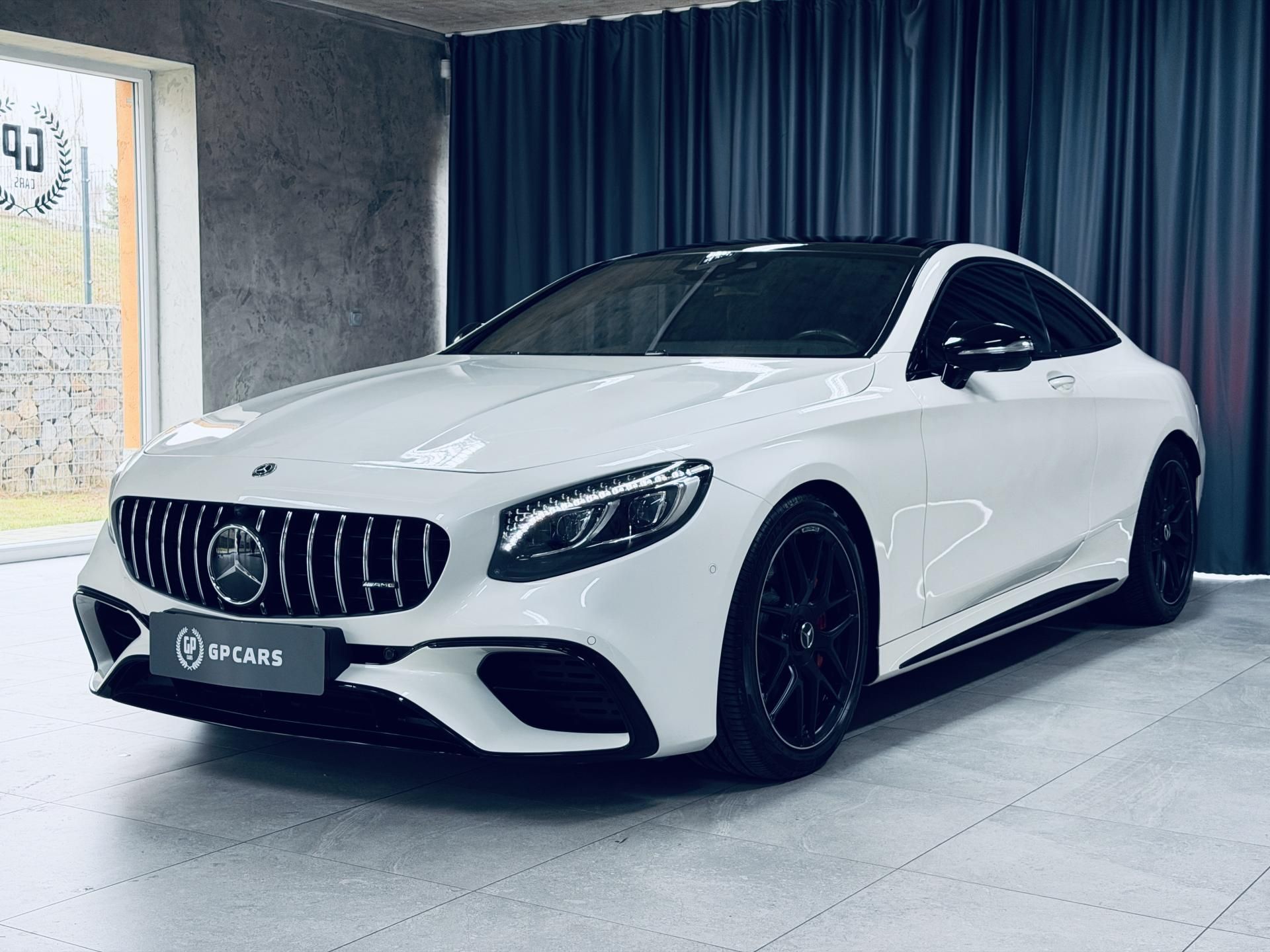 Mercedes-Benz Třídy S, S63 AMG COUPE CARBON SWAROVSKI - fotka 3