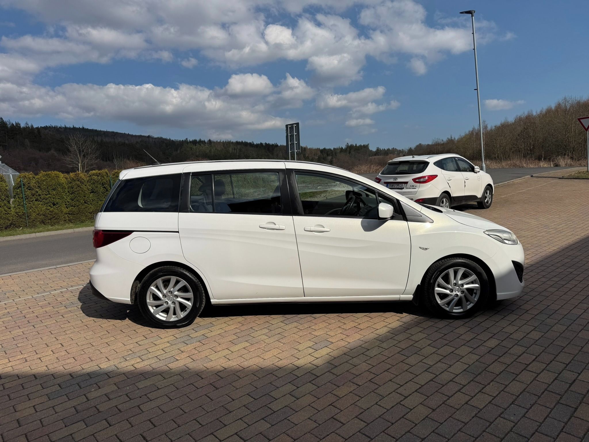 Mazda 5, 1.6 MZR-CD 85kW KLIMA, 7 MÍST - fotka 6