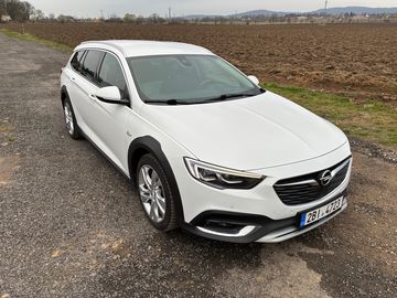 Sports tourer 2.0cdti manuál