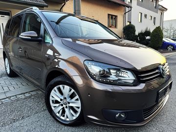 1.4TSI AUTOMAT, BIXENON, TAŽNÉ