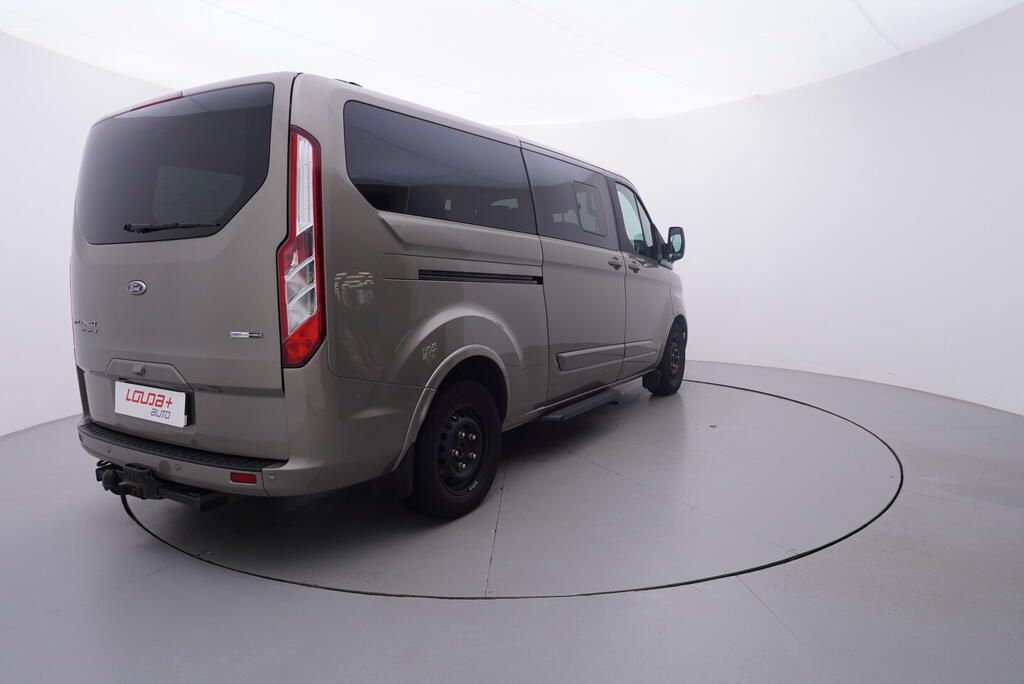 Ford Tourneo Custom, Titanium 2.0 136 kW - fotka 5