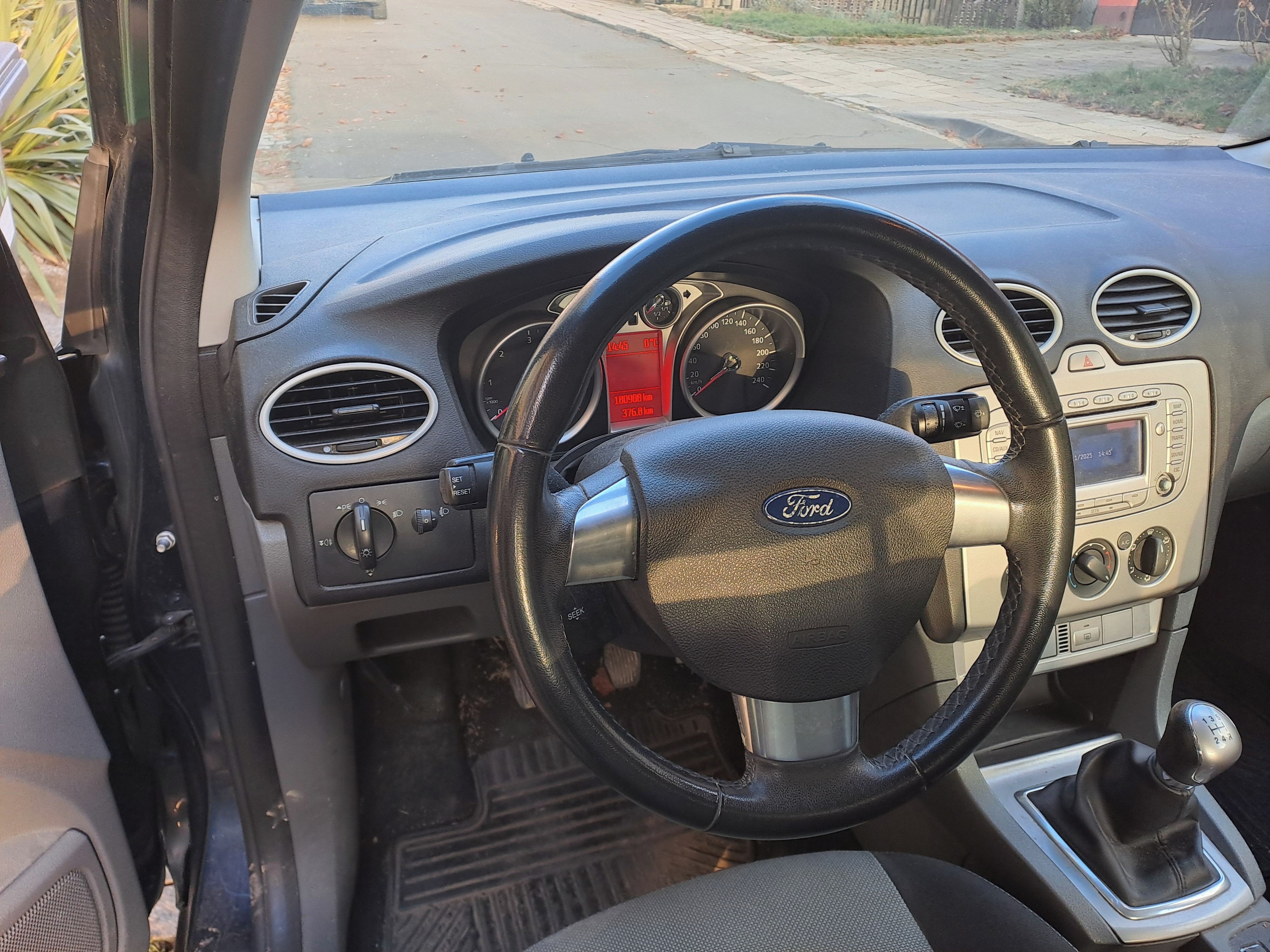 Ford Focus, 1.6 TDI - fotka 2
