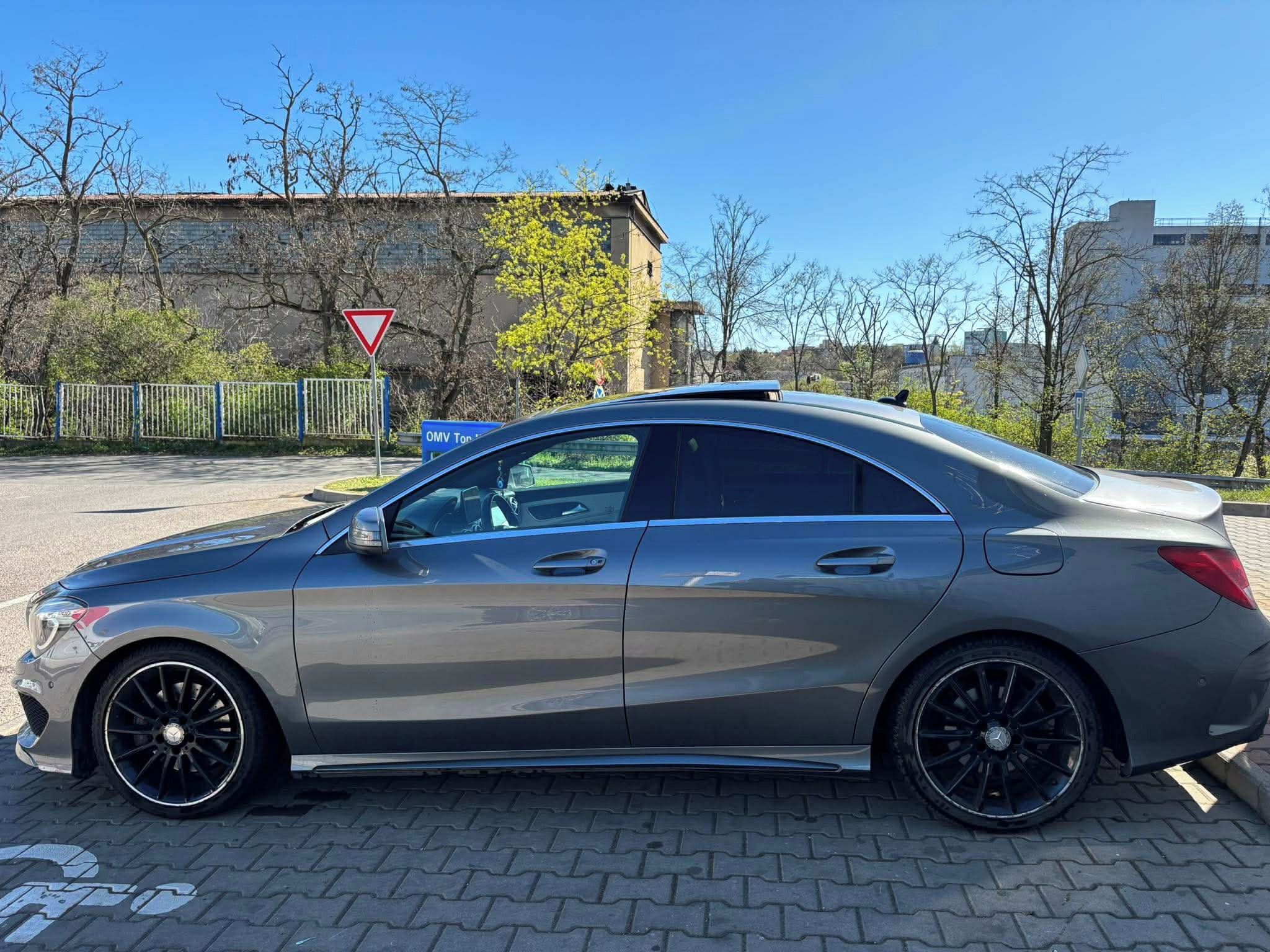 Mercedes-Benz CLA, Mercedes-Benz CLA 220 CDI - fotka 5