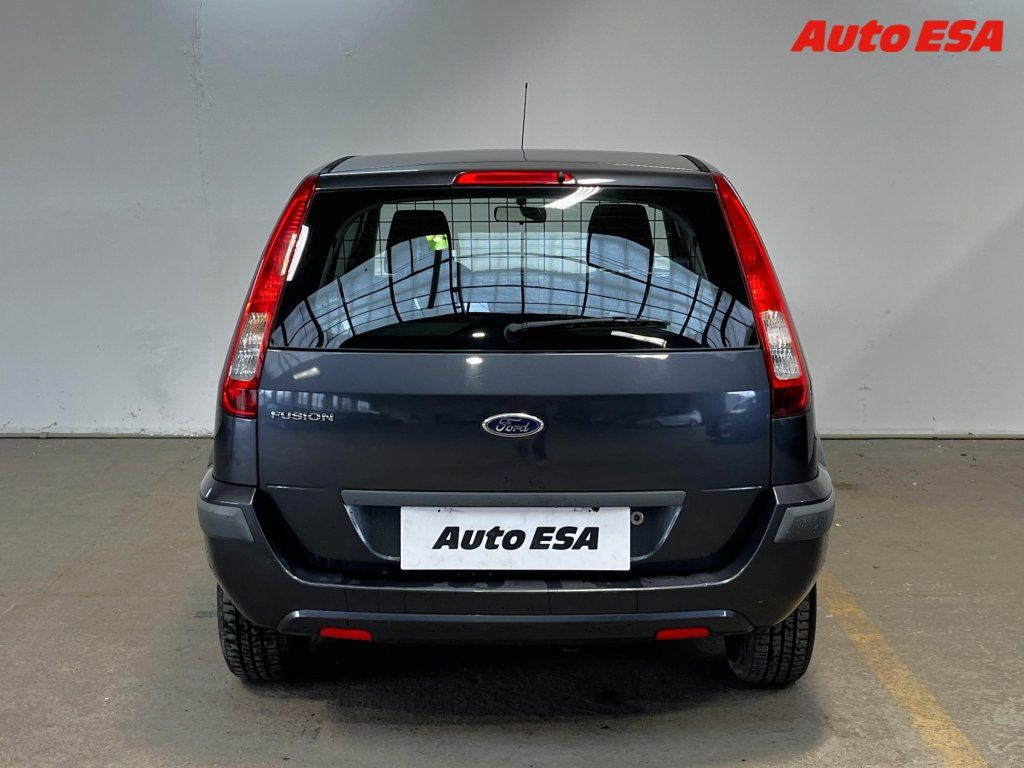 Ford Fusion, 1.25i,STK 3/2028 - fotka 5