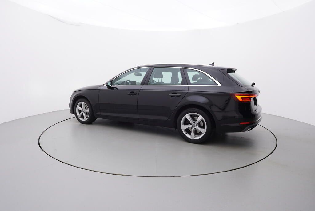 Audi A4, 2.0 TDI 140 kW - fotka 3