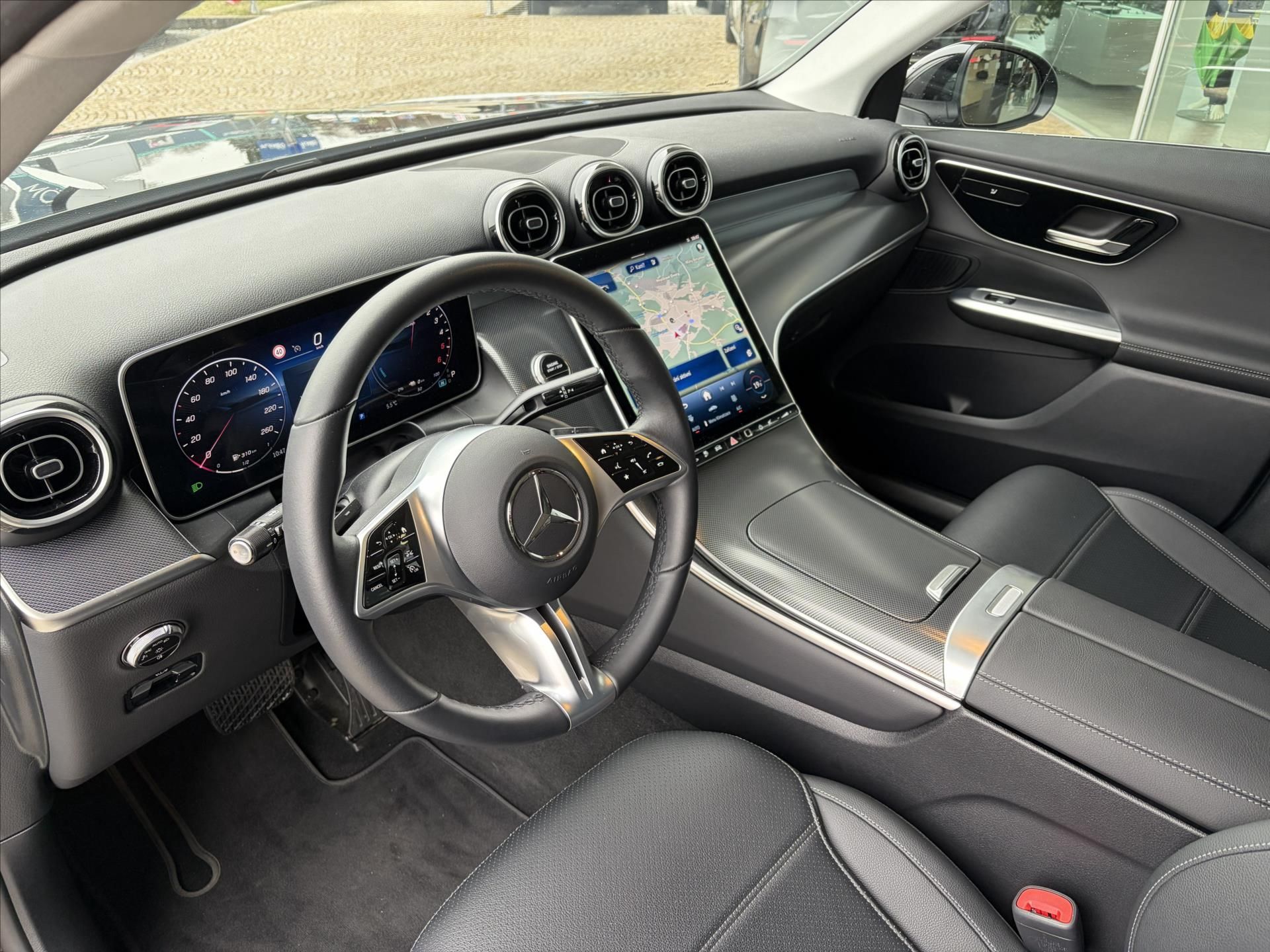 Mercedes-Benz GLC, GLC 300de 4MATIC - fotka 5