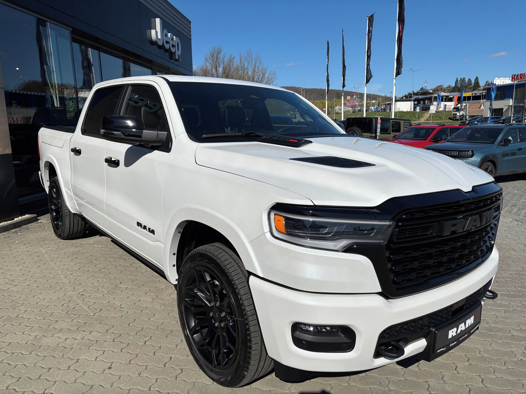 RAM 1500, 3.0 I6 548k LIMITED NIGHT RAMB - fotka 4