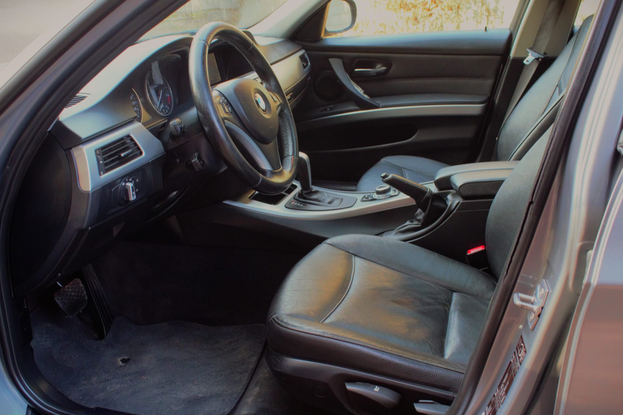 BMW Řada 3, 320d xDrive M paket - fotka 2