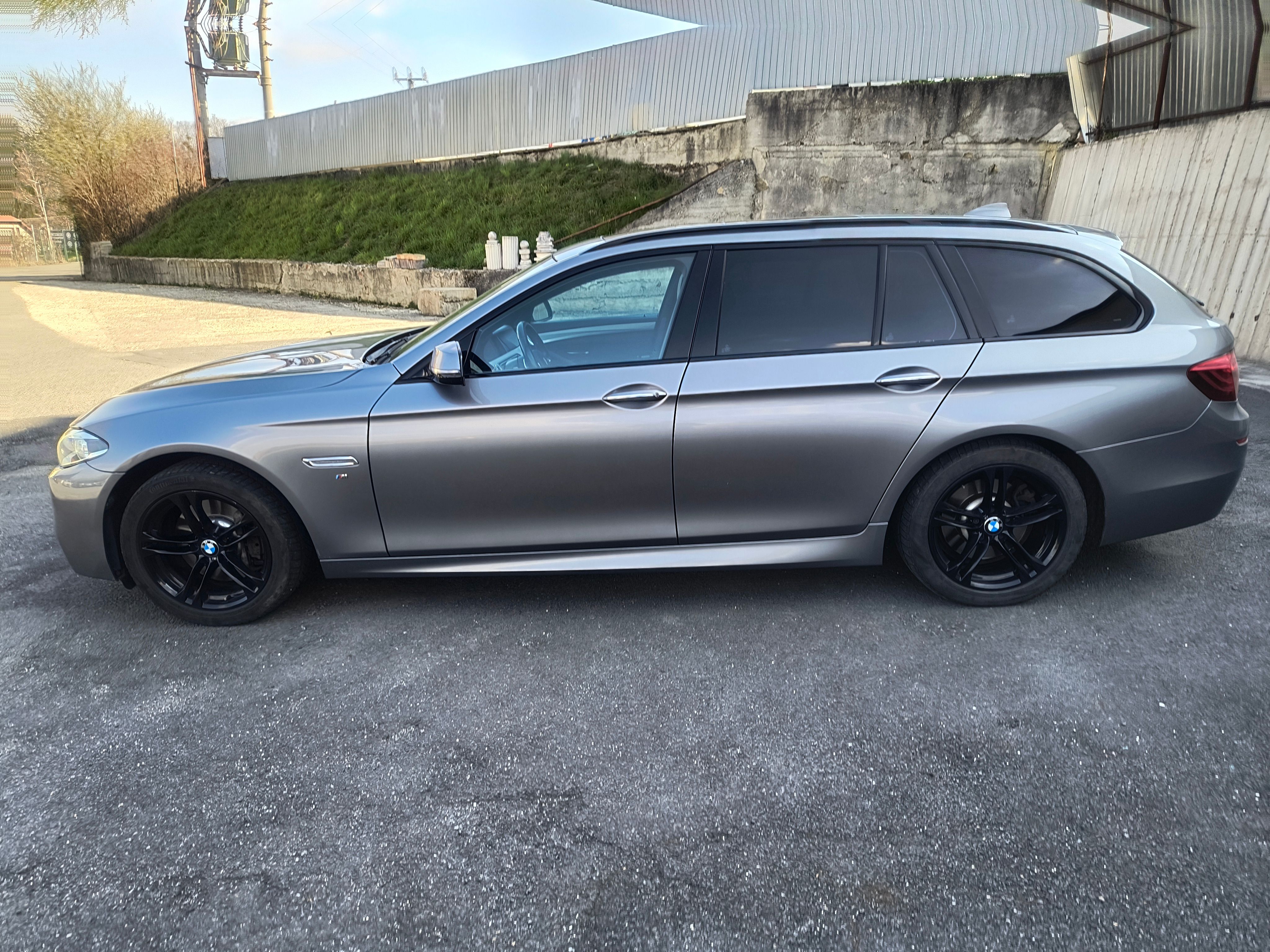 BMW Řada 5, 525d M xDRIVE/HEAD-UP/PANORAMA - fotka 4