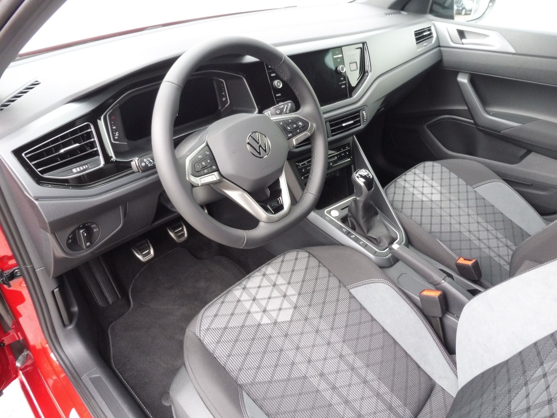 Volkswagen Taigo, R-Line People 1,0 TSI 85kW - fotka 6