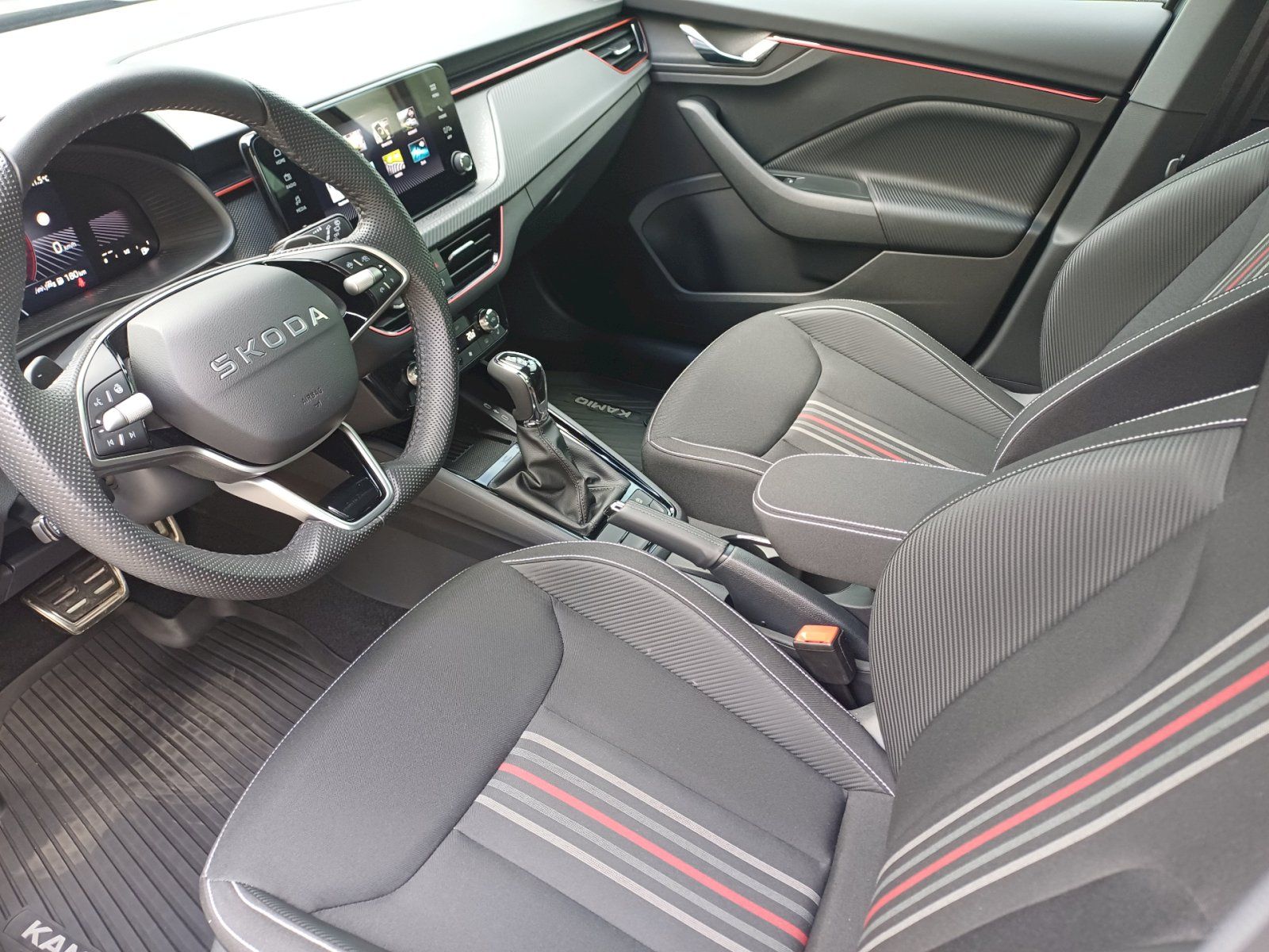 Škoda Kamiq, Monte Carlo  TSI 85/1.0 A7F - fotka 6