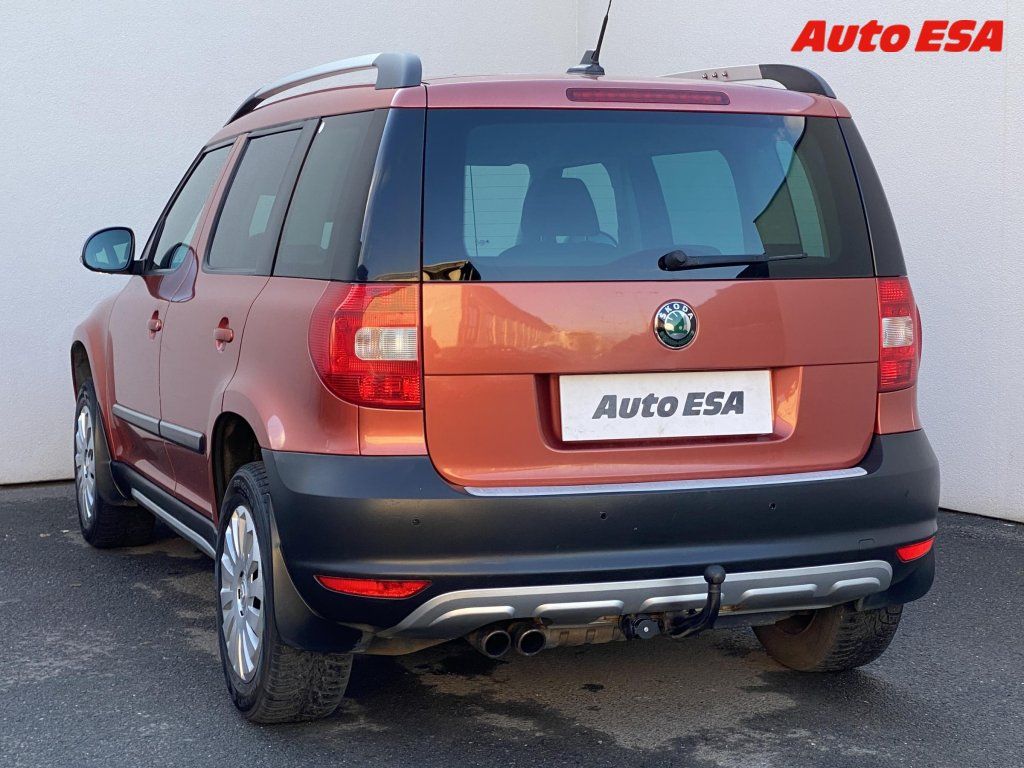 Škoda Yeti, 2.0 TDi 4x4,ČR,Ambition - fotka 6