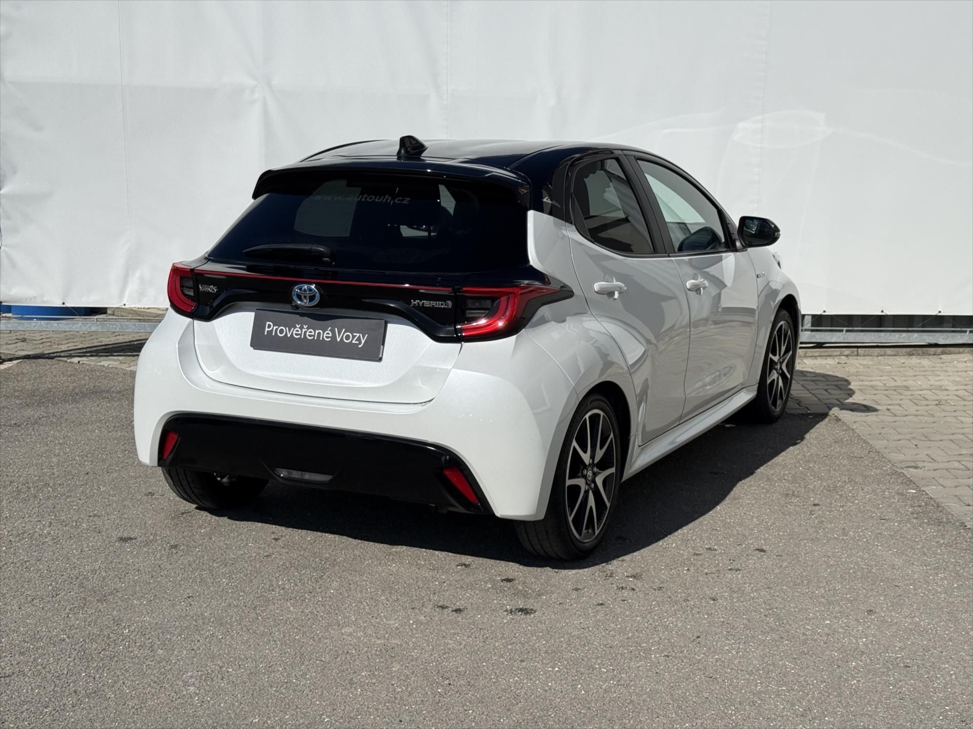 Toyota Yaris, 1,5 Selection Style - fotka 6