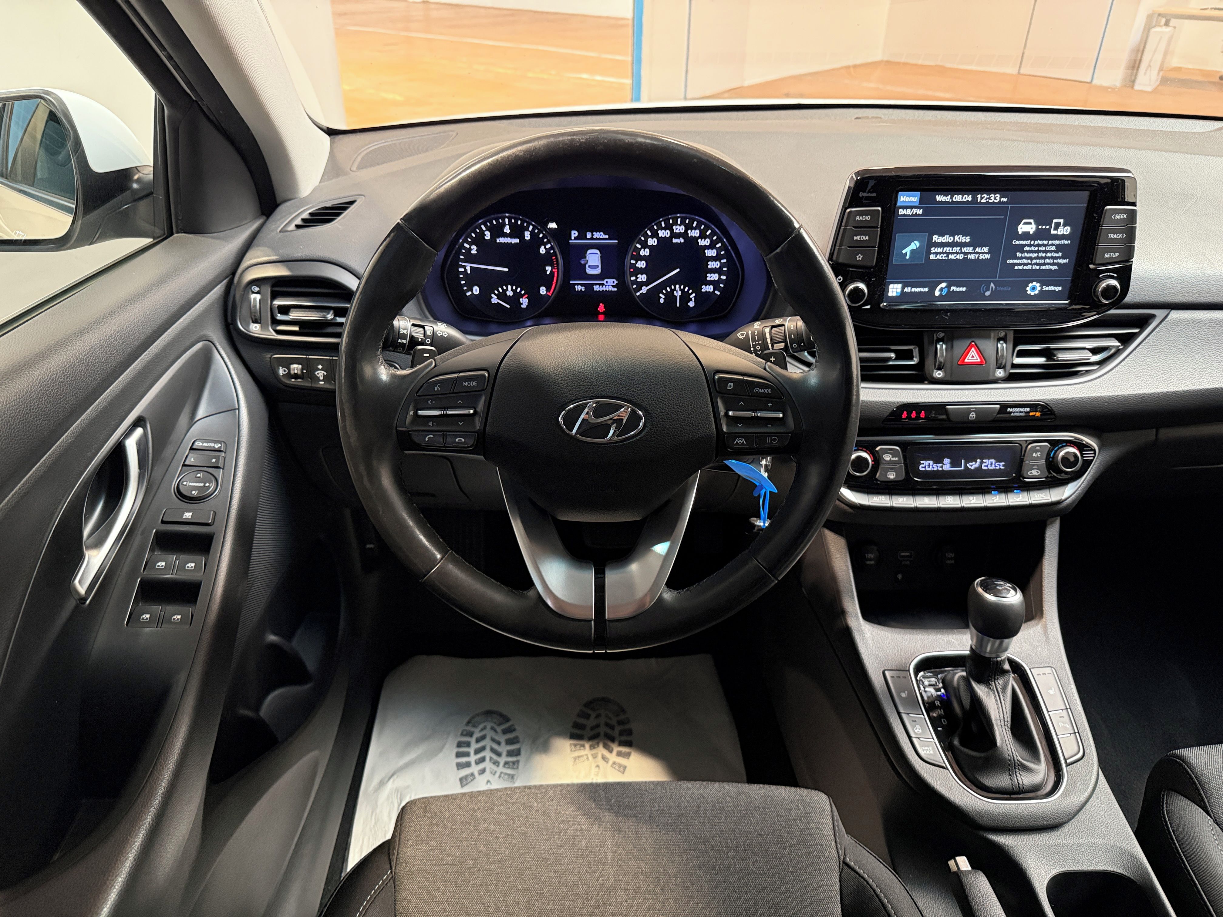 Hyundai i30, 1.5 T-GDI Mild Hyb Family Smar - fotka 6