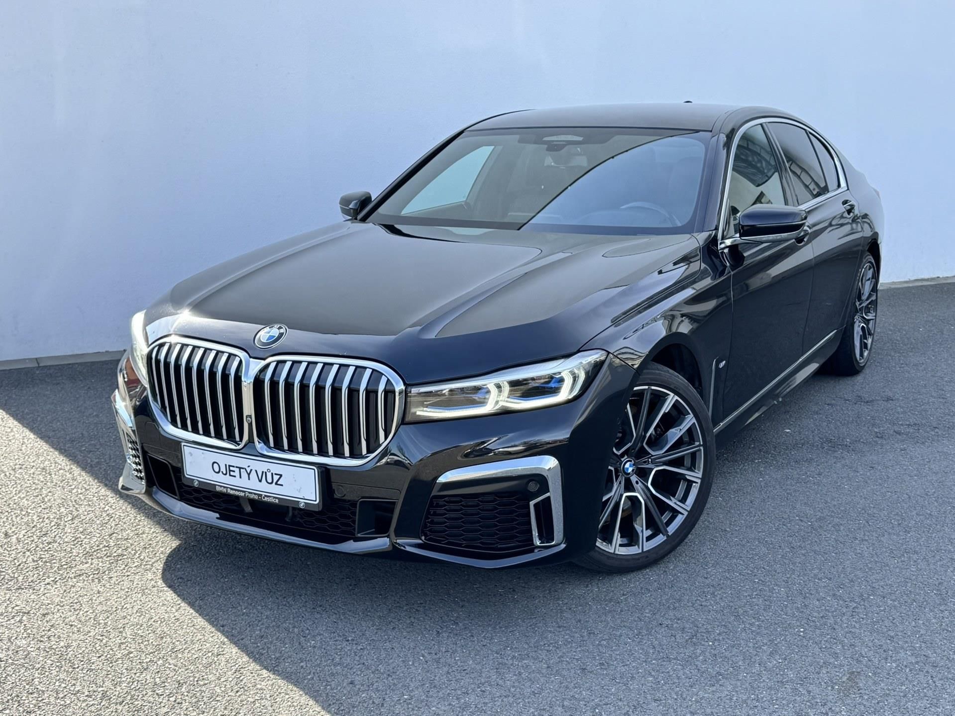 BMW Řada 7, 730d xDrive Mpaket
