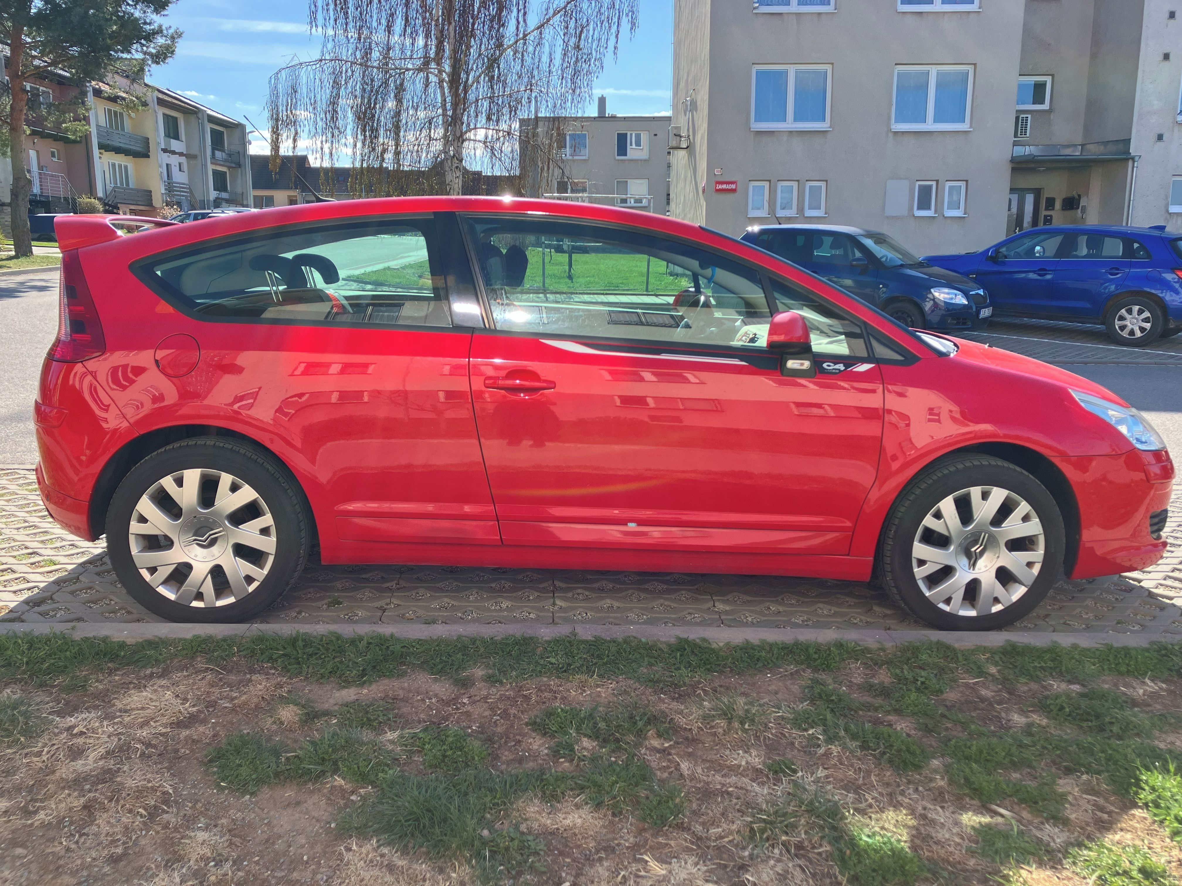 Citroën C4, 1.6i 16V by Loeb