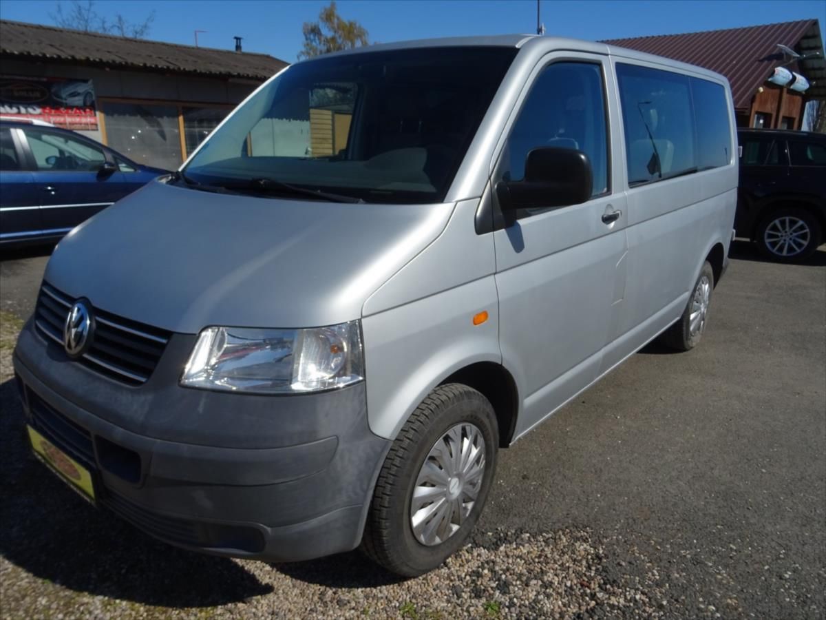 Volkswagen Caravelle, 2,5 TDi 96 Kw 9 Míst - fotka 5