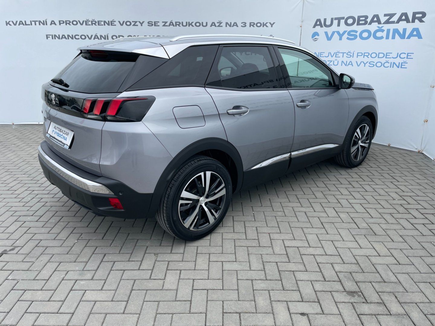 Peugeot 3008, Allure 1.2PT 96KW! Full LED! - fotka 4