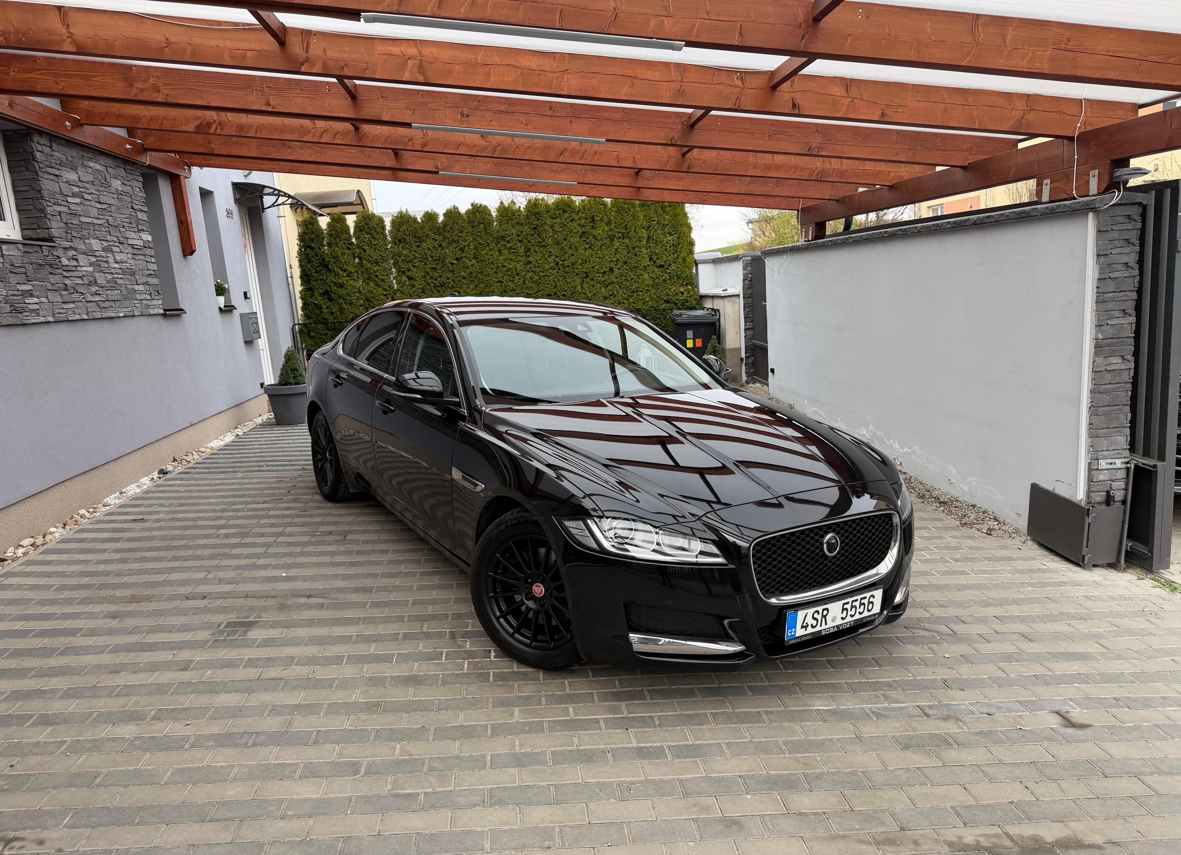 Jaguar XF - fotka 6