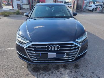 Audi A8 3.0 TDI quattro