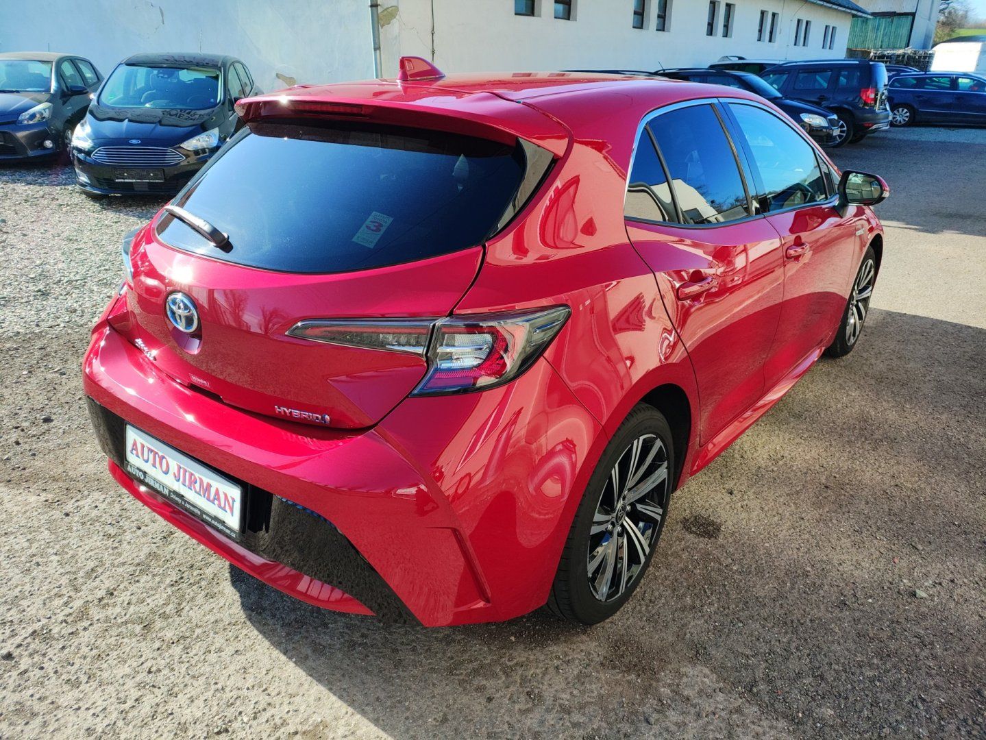 Toyota Corolla, 1.8 Hybrid - fotka 3