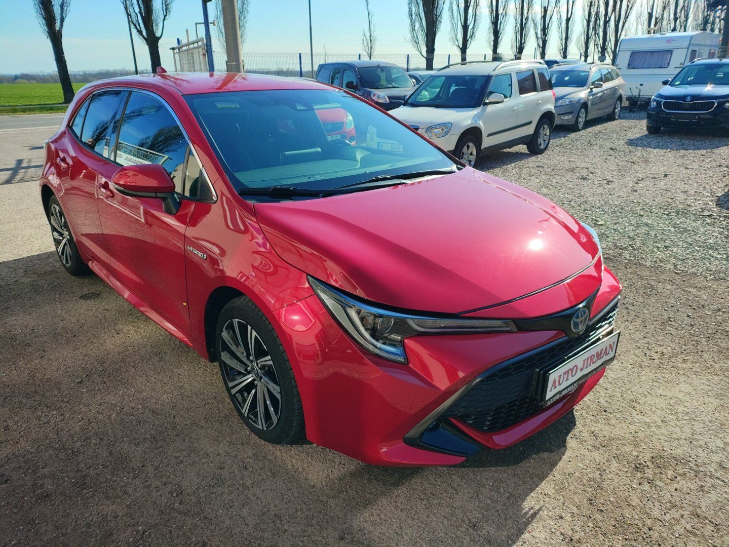 Toyota Corolla, 1.8 Hybrid - fotka 2
