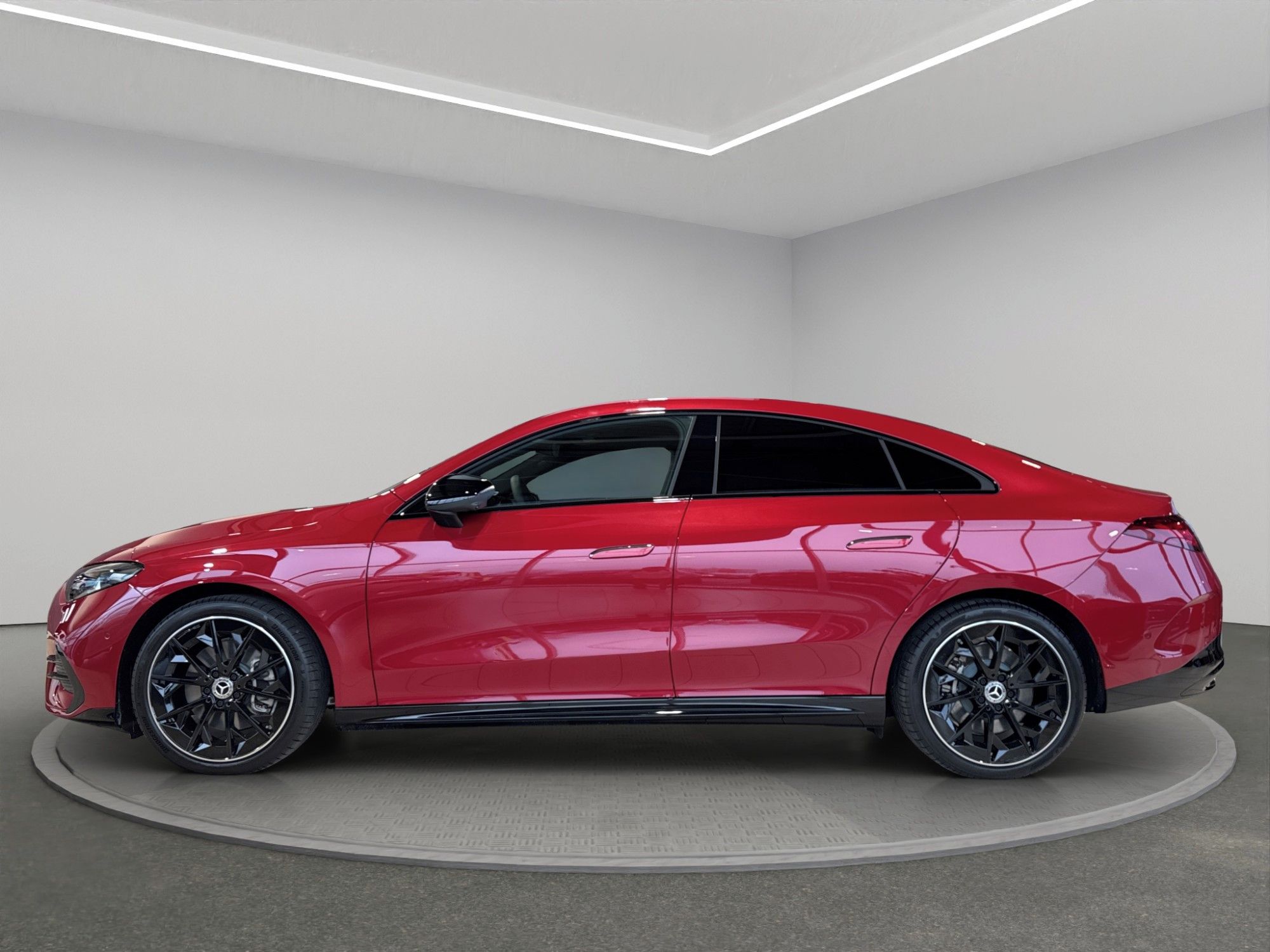 Mercedes-Benz CLA, 350 4MATIC EQ - fotka 5