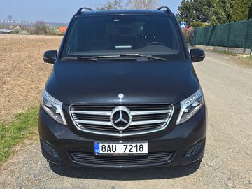 250D, 4x4, 7 míst, Long