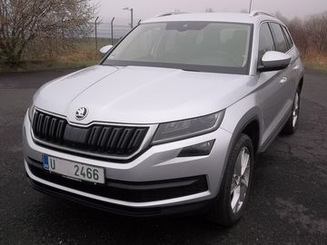 2,0 TDI (140 kW), 7 míst