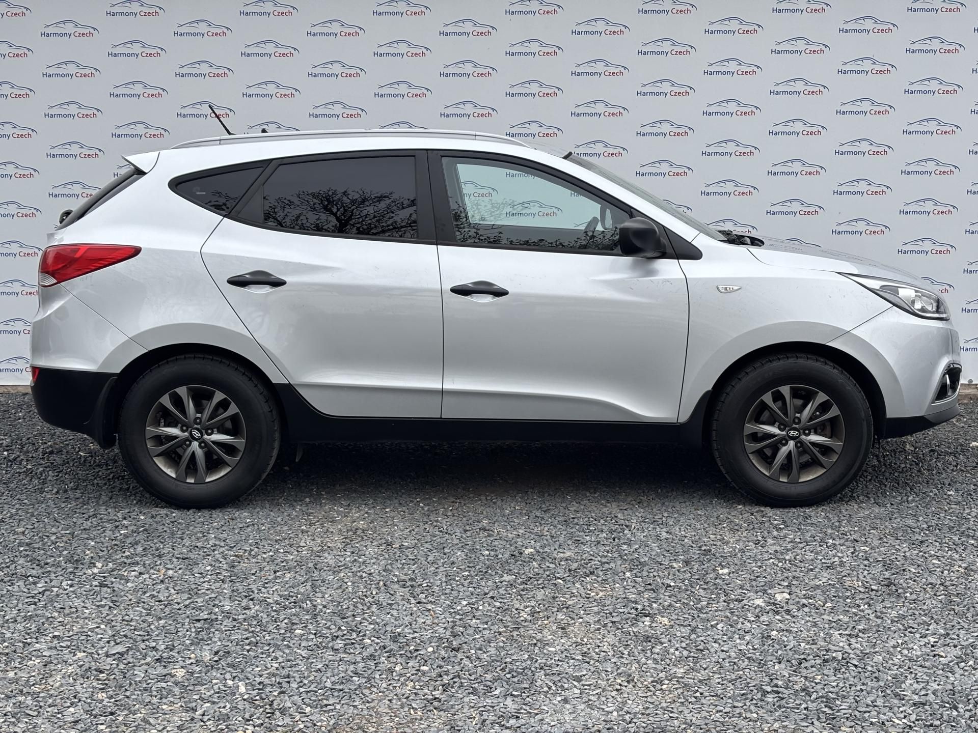 Hyundai ix35, 2.0GDI, 122kW, ČR - fotka 4