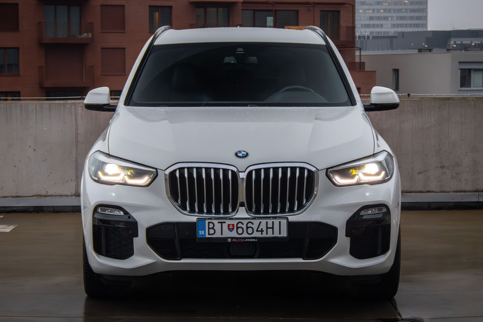 BMW X5 - fotka 2