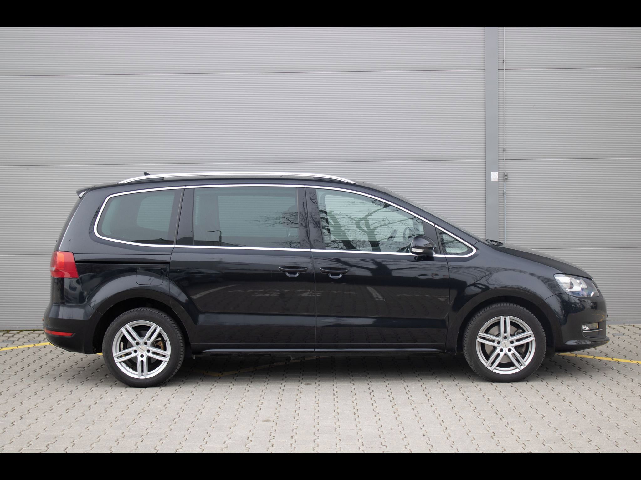 Volkswagen Sharan - fotka 5