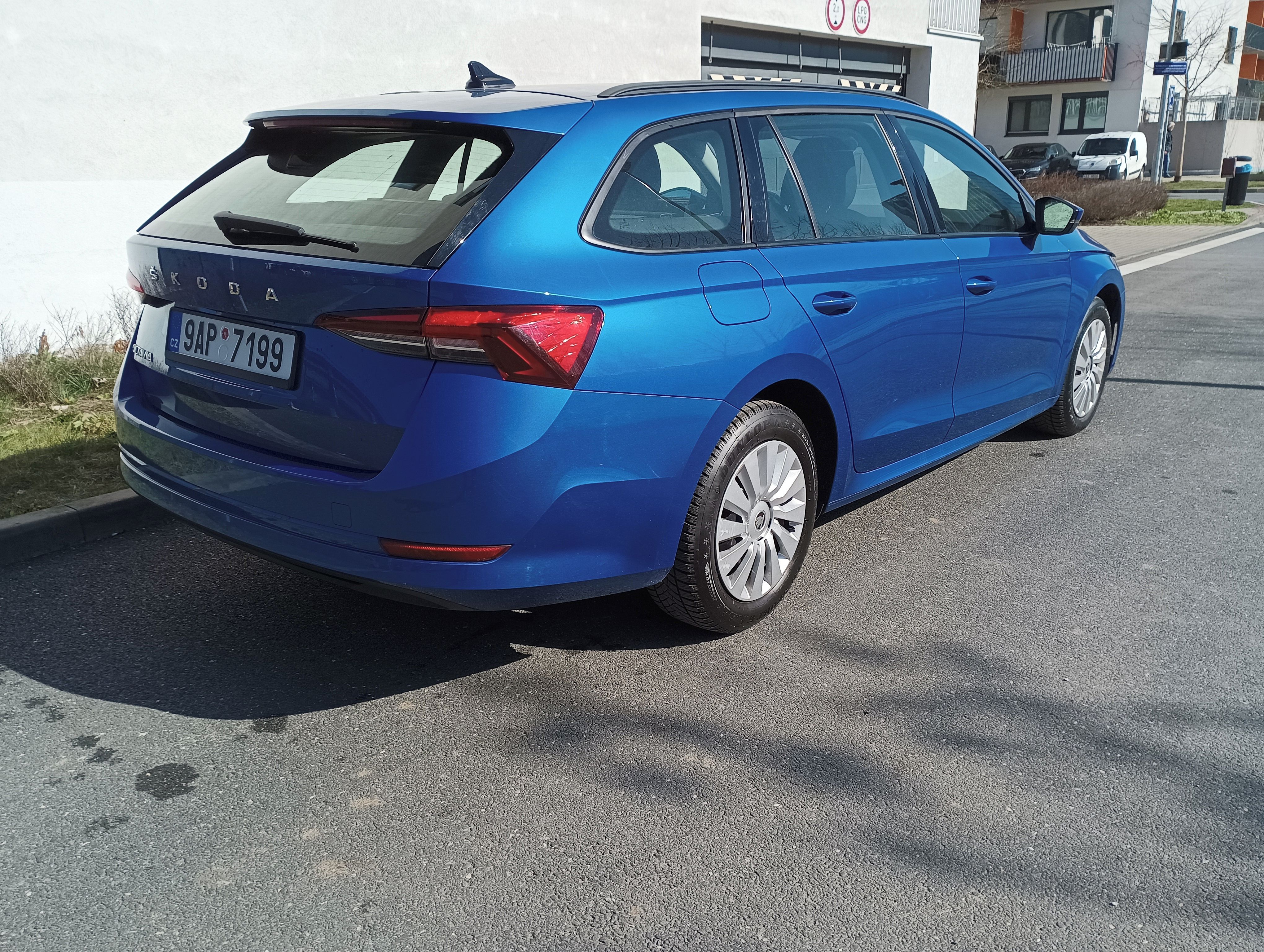 Škoda Octavia, 2.0tdi ambition 1majČR - fotka 5