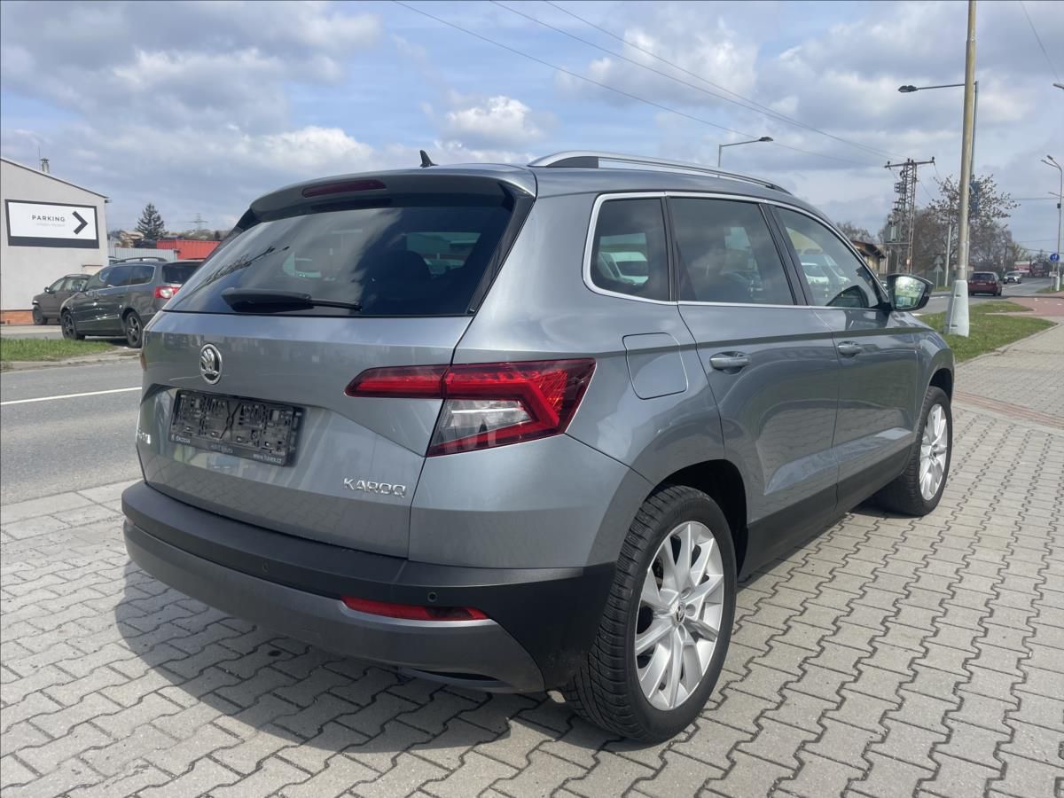Škoda Karoq, 1,5 TSI  Style+ DSG CZ  2x alu - fotka 4