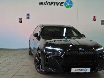 750e xDrive,MSport Pro,ZÁRUKA