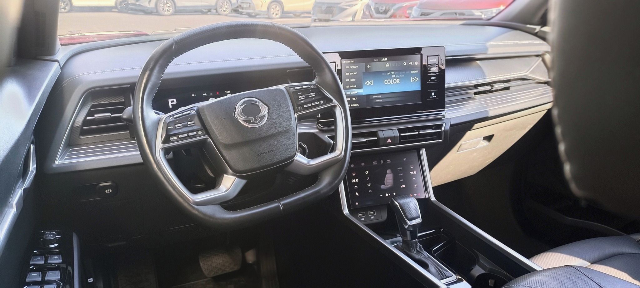 SsangYong Torres, 1,5T STYLE 4X4 AT, 1.MAJ,ČR - fotka 6