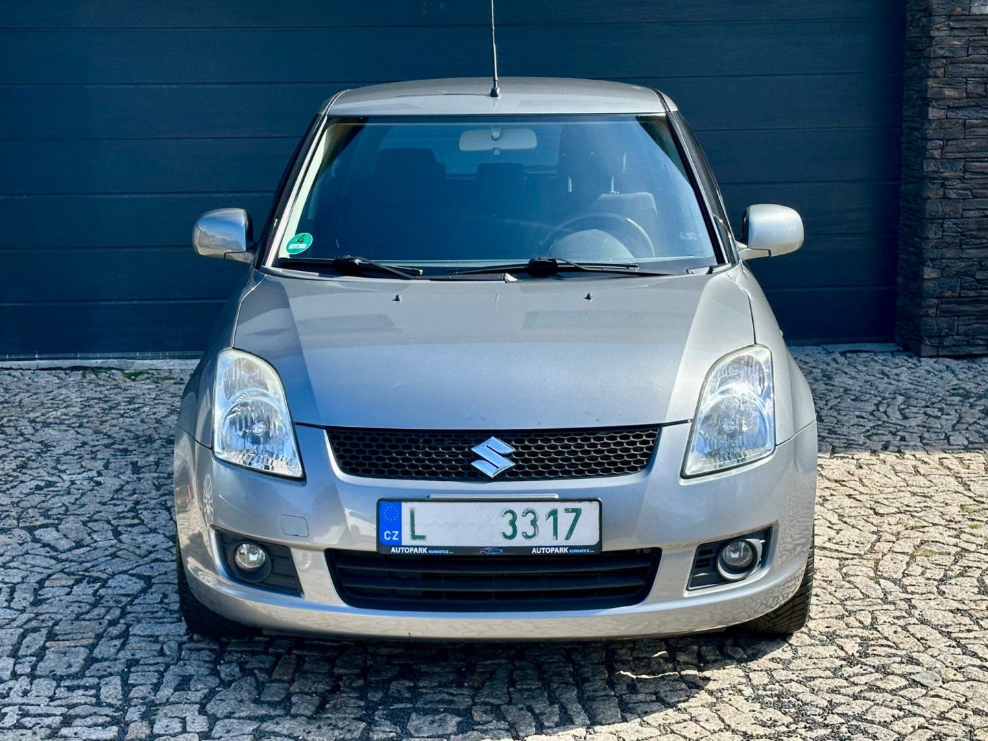 Suzuki Swift, 1.5 16V Sport - fotka 2